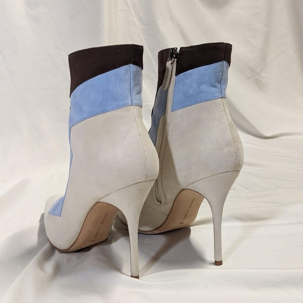 Manolo Blahnik - Picture 5 of 8
